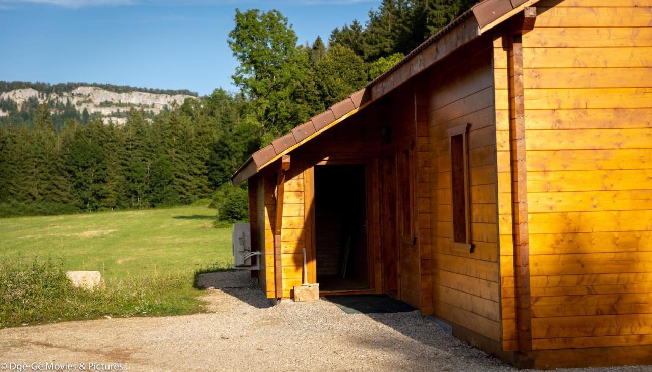 Les Jardins Du Herisson Chalet 2 Bonlieu Exterior foto